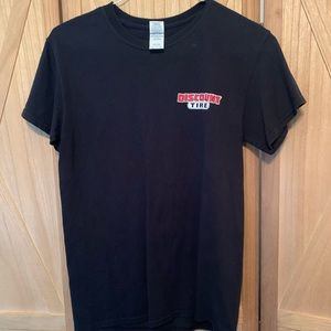 Discount Tire uniform t-shirt | Small